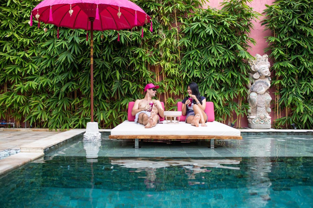 Pinkprivate Sanur - For Cool Adults Only Bed & Breakfast Exterior photo