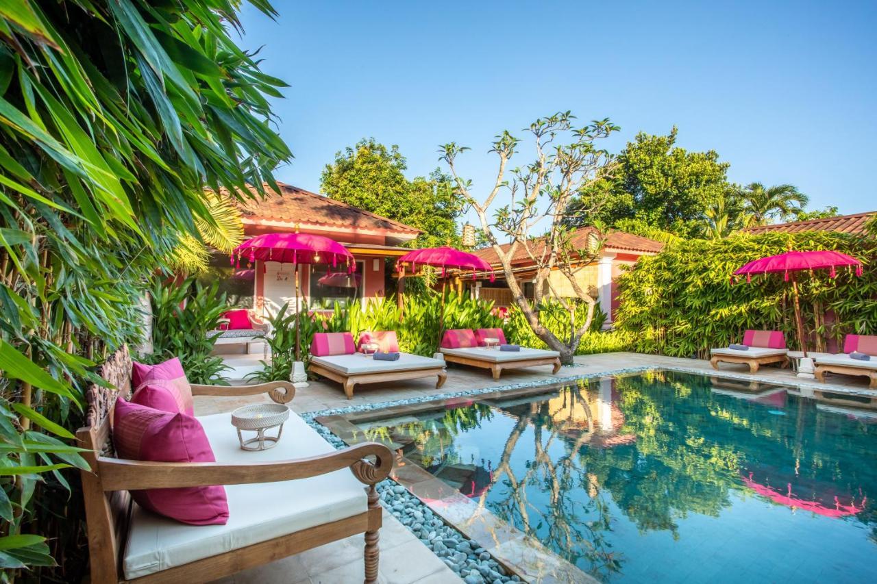 Pinkprivate Sanur - For Cool Adults Only Bed & Breakfast Exterior photo